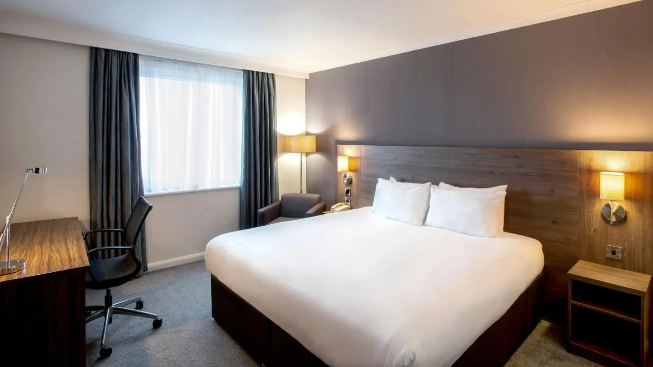 Standard King Room